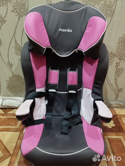 Детское кресло в авто