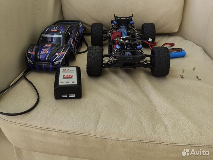 Машина на радиоуправлении Remo Hobby smax upgrade