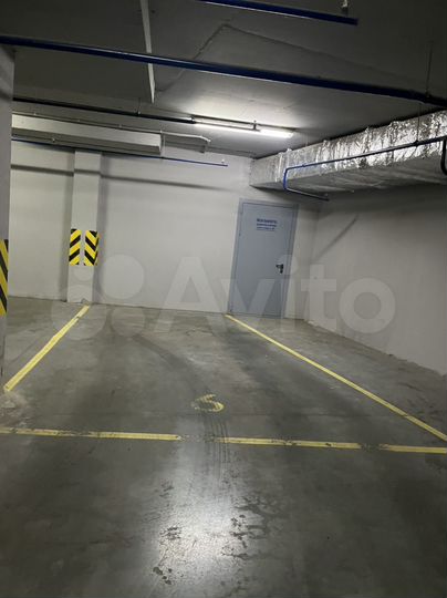 Машиноместо, 16 м²