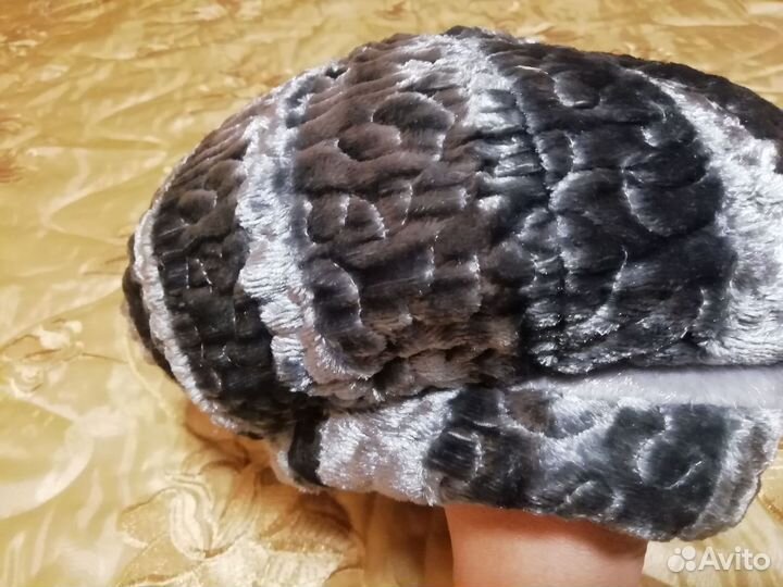 Женские шапки меховые. Новые