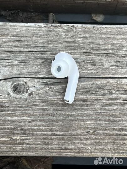 Левый наушник Airpods Pro