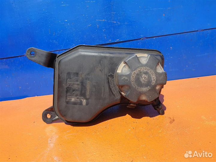 Бачок расширительный BMW 3 E90 E91 E92 2005-2013