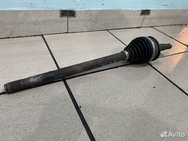 Привод передний левый Toyota Corolla e150