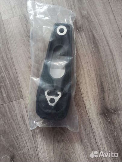 Опора двигателя задняя(нижняя) Duster