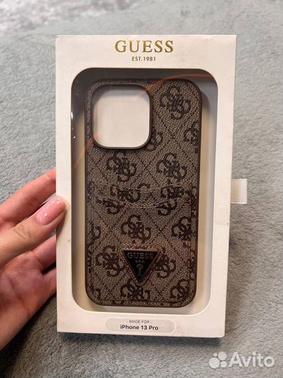 Чехол на iPhone 13 pro guess