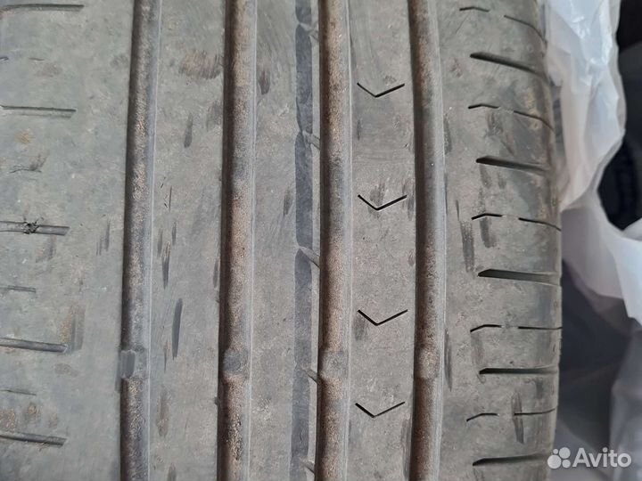 Continental ContiPremiumContact 5 215/60 R16 95H