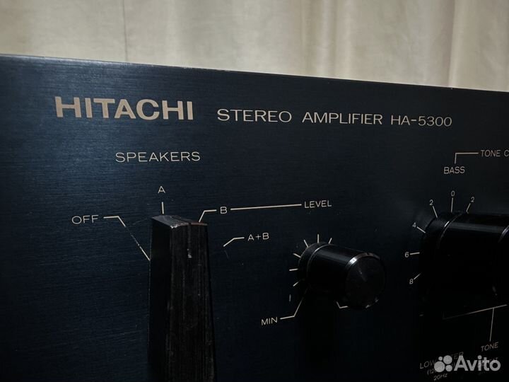 Усилитель Hitachi на 5300 (Винтажный)