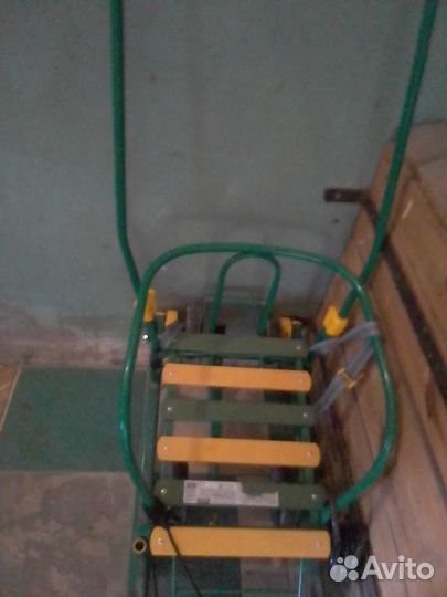 Детские санки с колесами