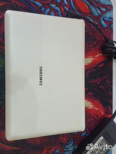 Красивый ноутбук Samsung 10,1 дюймов