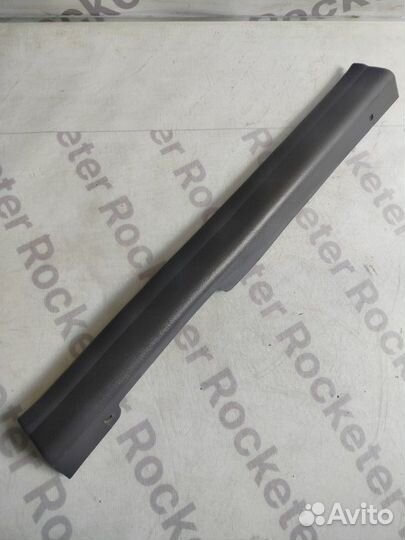 Накладка порога передняя левая Hyundai Elantra XD