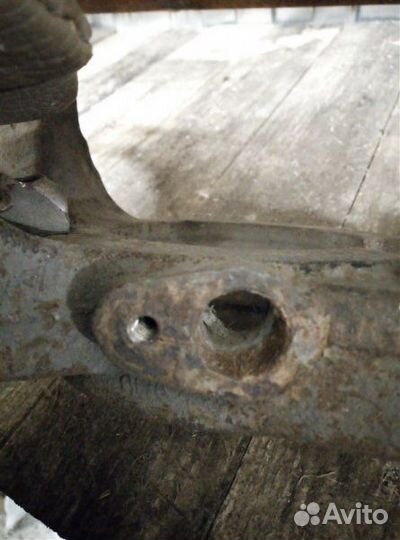 Кулак (цапфа) передний левый Ssang Yong Actyon New