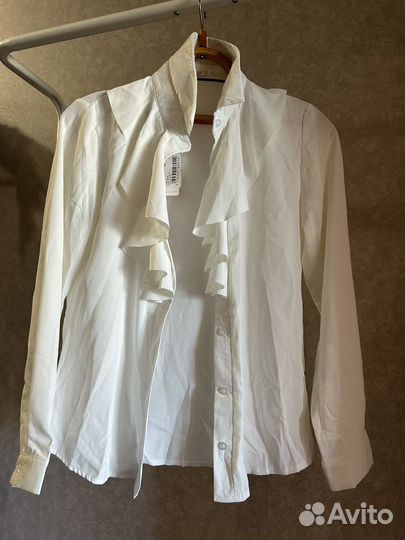 Блузка белая