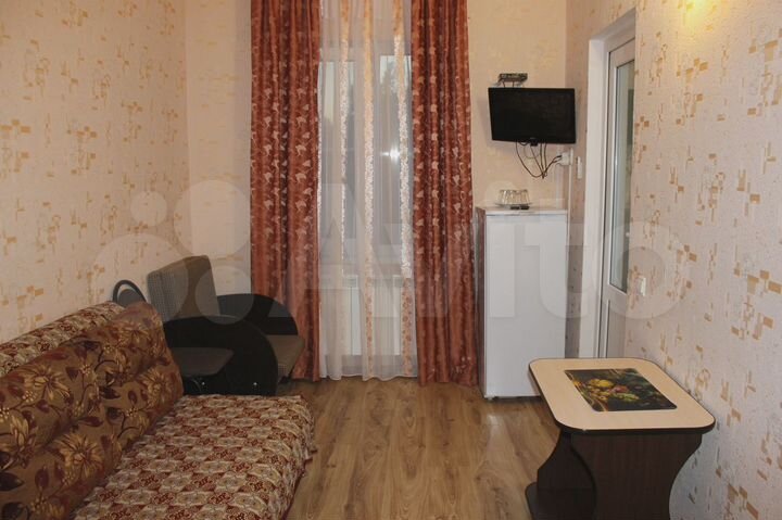 Комната 24 м² в 2-к., 2/2 эт.