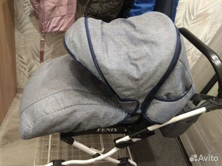 Продам коляску 2 в 1