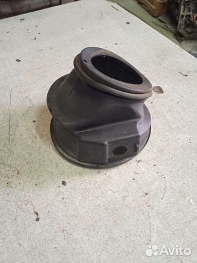 Кожух горловины бензобака toyota camry xv 40