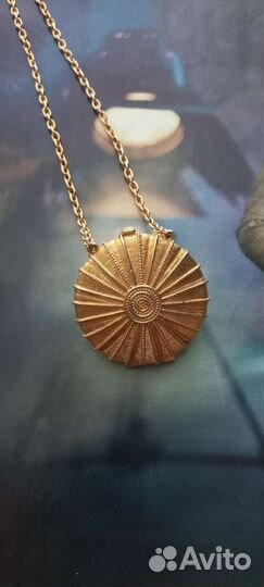 Винтажные духи от Estee Lauder в кулоне Florenza