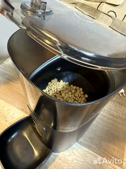 Автокормушка для собак и кошек