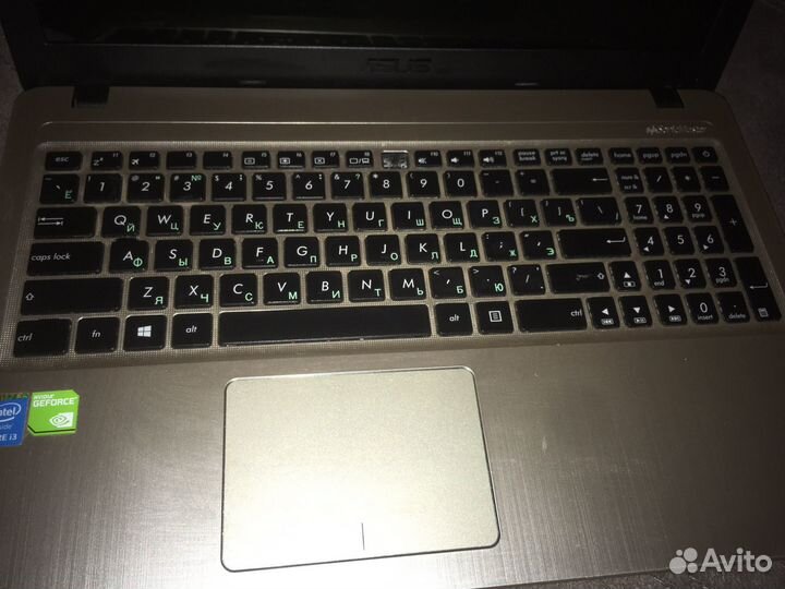 Ноутбук asus