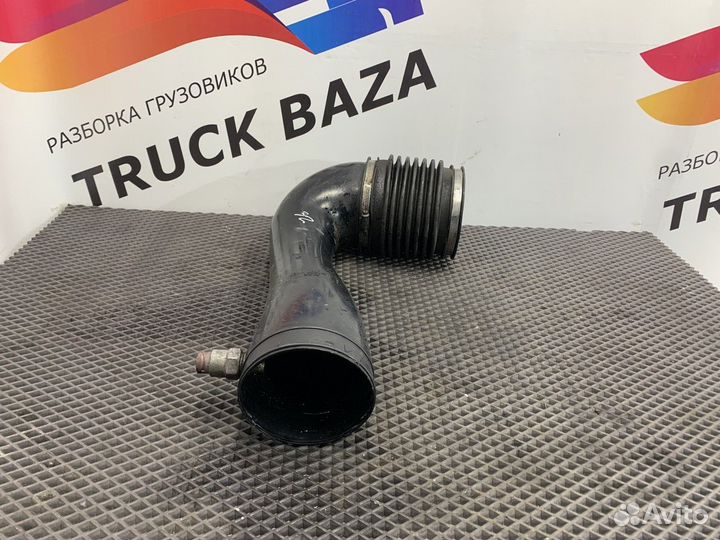 81082010404 Патрубок воздушного фильтра