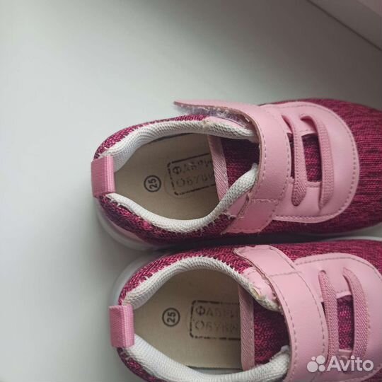 Лёгкие летние кроссовки 25 р