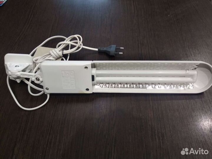 Лампа настенная