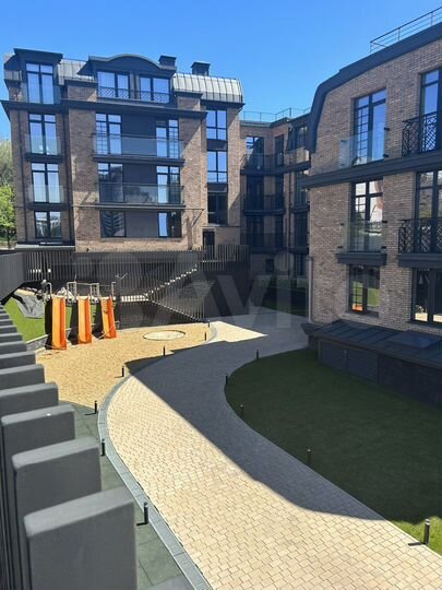 3-к. квартира, 110 м², 1/3 эт.