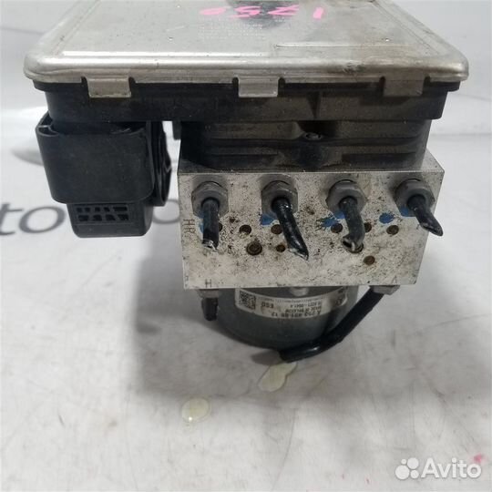 Блок ABS (насос) Mercedes-Benz C-Class