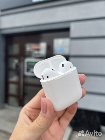 AirPods 2 оригинал, б/у в отличном состоянии