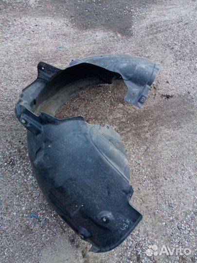 Audi A4 B9 передний левый локер