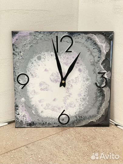 Дизайнерские часы ручная работа