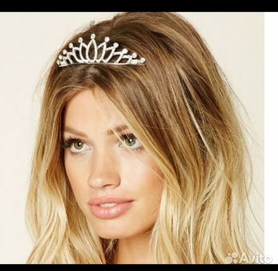 Диадема.Украшение на голову для девочки