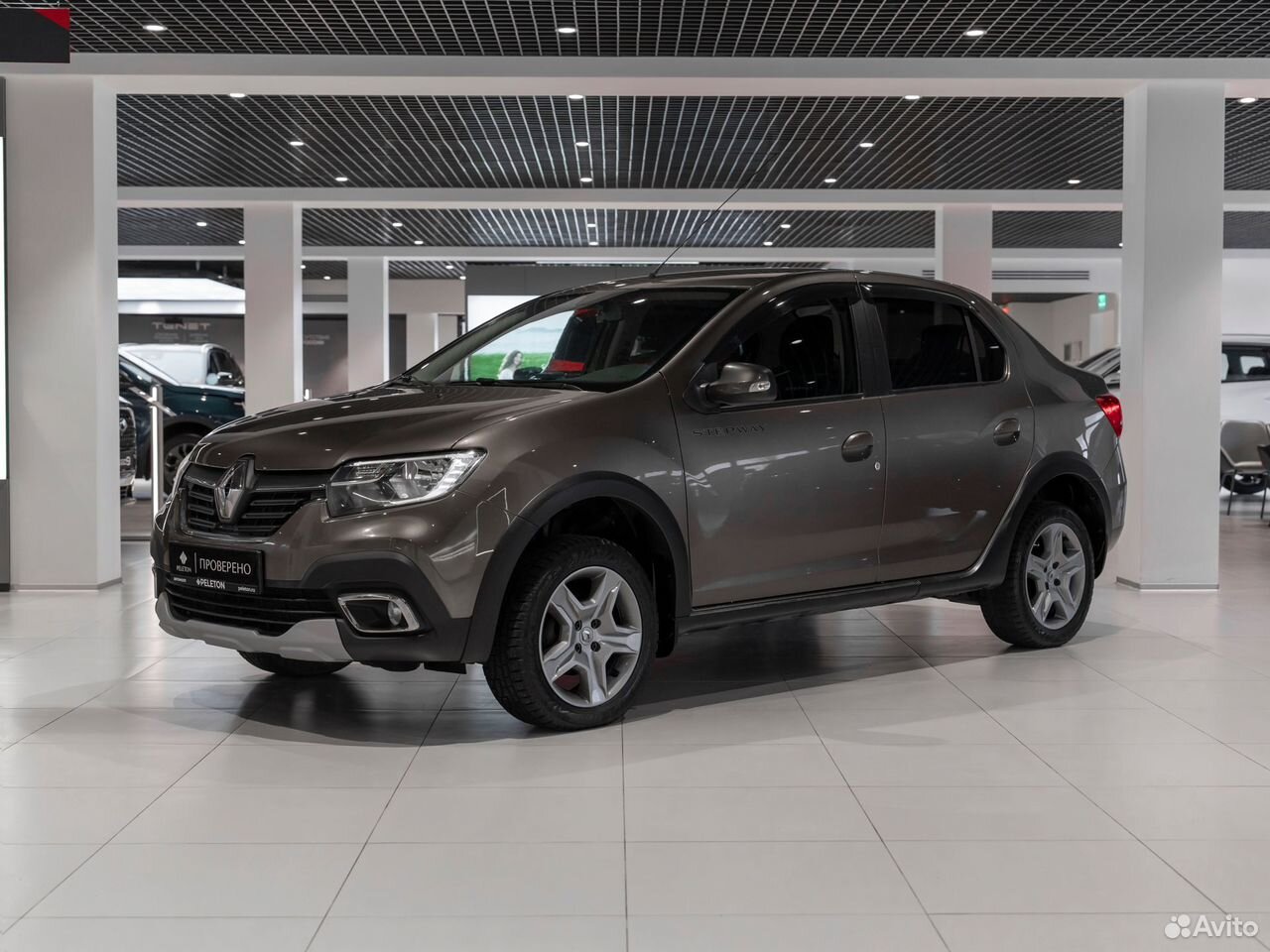 Renault Logan Stepway 1.6 CVT, 2021, 63 893 км