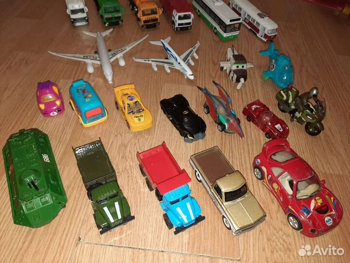 Модельные машинки, HotWheels