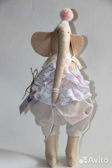 Сувенир ручной работы