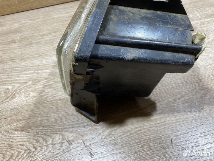 Фара передняя правая Honda Accord 2 142382