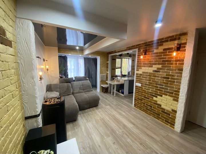 3-к. квартира, 61 м², 5/5 эт.