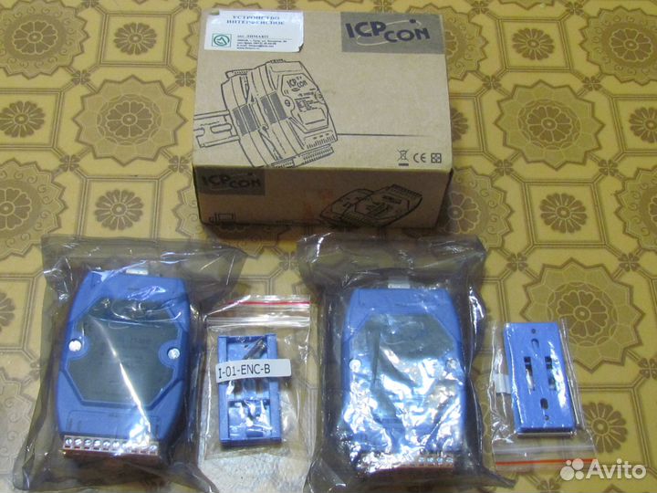 Преобразователь интерфейса ICP-CON I-7520R