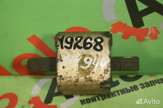 Подушка двигателя mercedes E-class W210 задняя