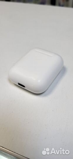 AirPods 2 case (новый)