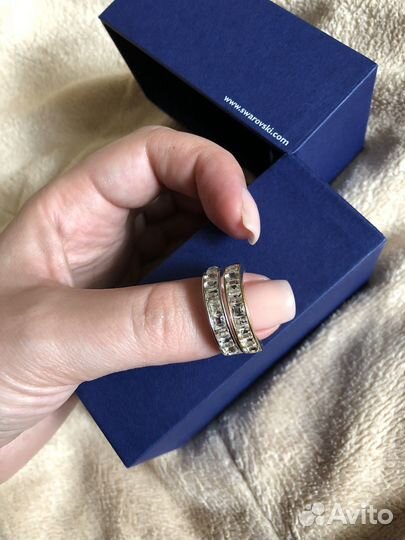 Кольца Swarovski