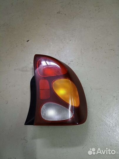 Фонарь задний правый Chevrolet Lanos