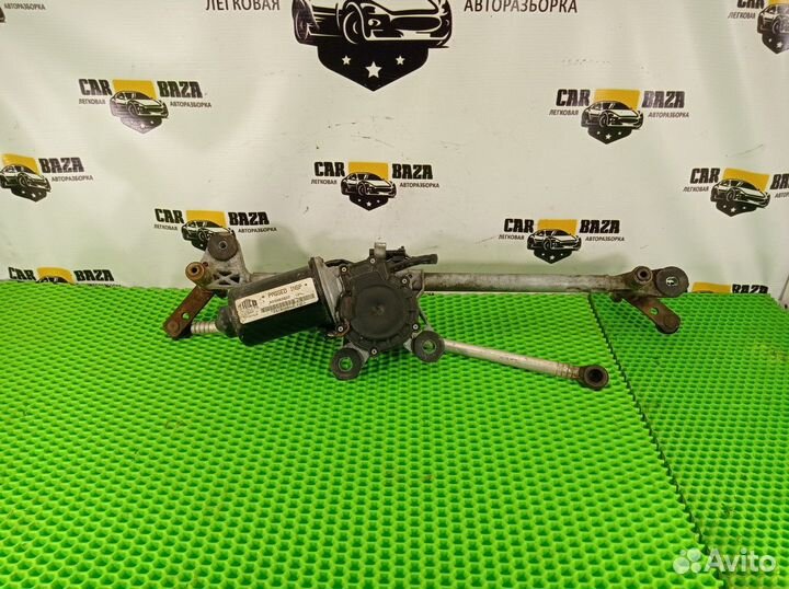 Трапеция стеклоочистителей с моторчиком передняя