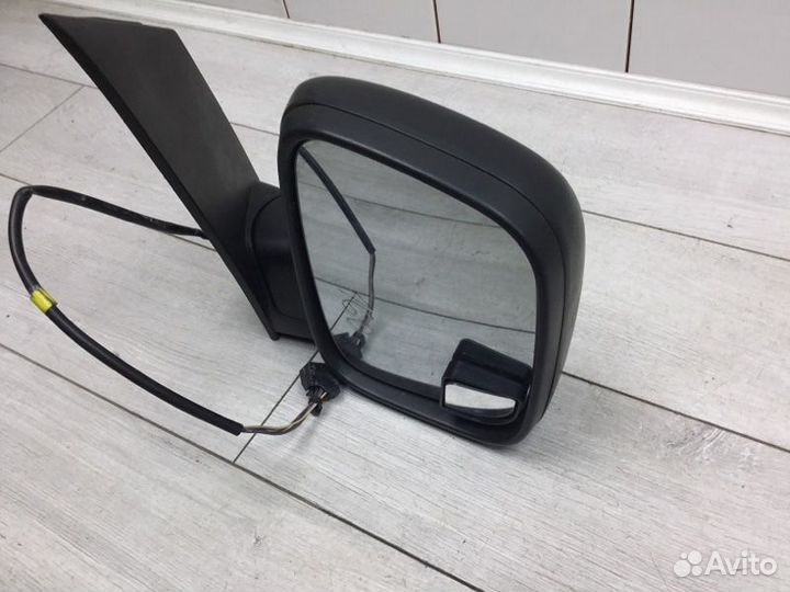 Зеркало двери правое Volkswagen Caddy фургон BLS
