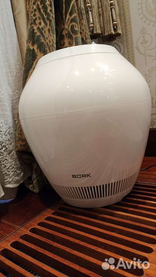 Воздухоочиститель-увлажнитель Bork A802 rain