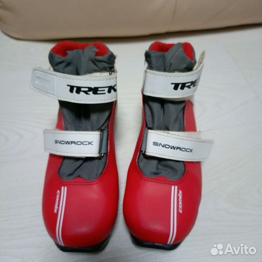 Ботинки лыжные 32 размер