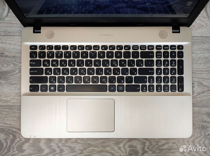 Отличный ноутбук asus N3060/4Gb/500Gb HDD