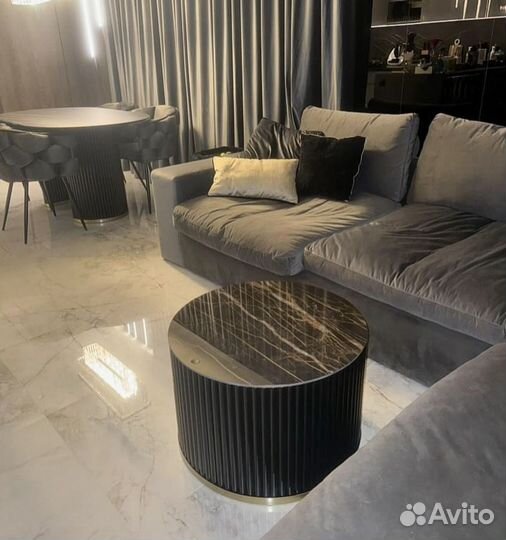 Стол из керамогранита