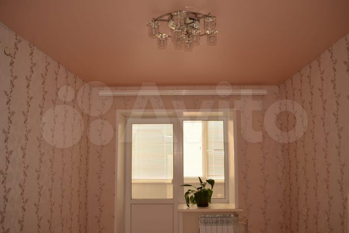 2-к. квартира, 52 м², 1/2 эт.