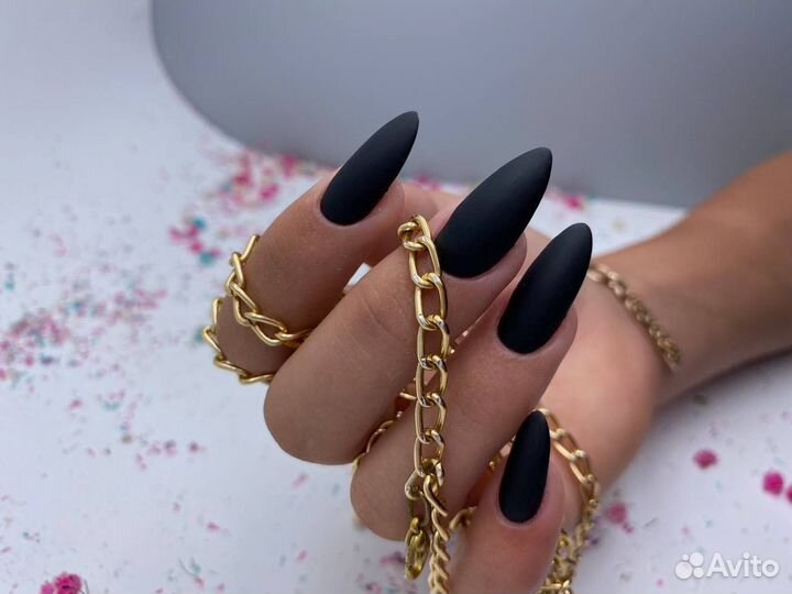 Маникюр педикюр