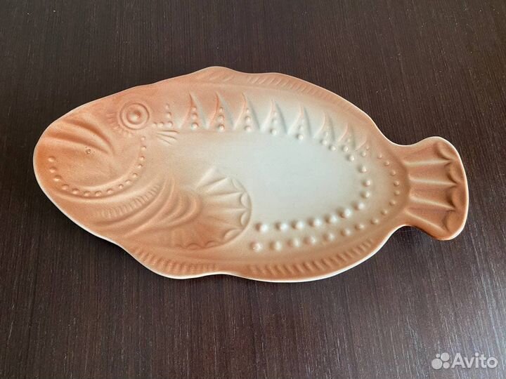 Тарелка блюдо керамика рыба